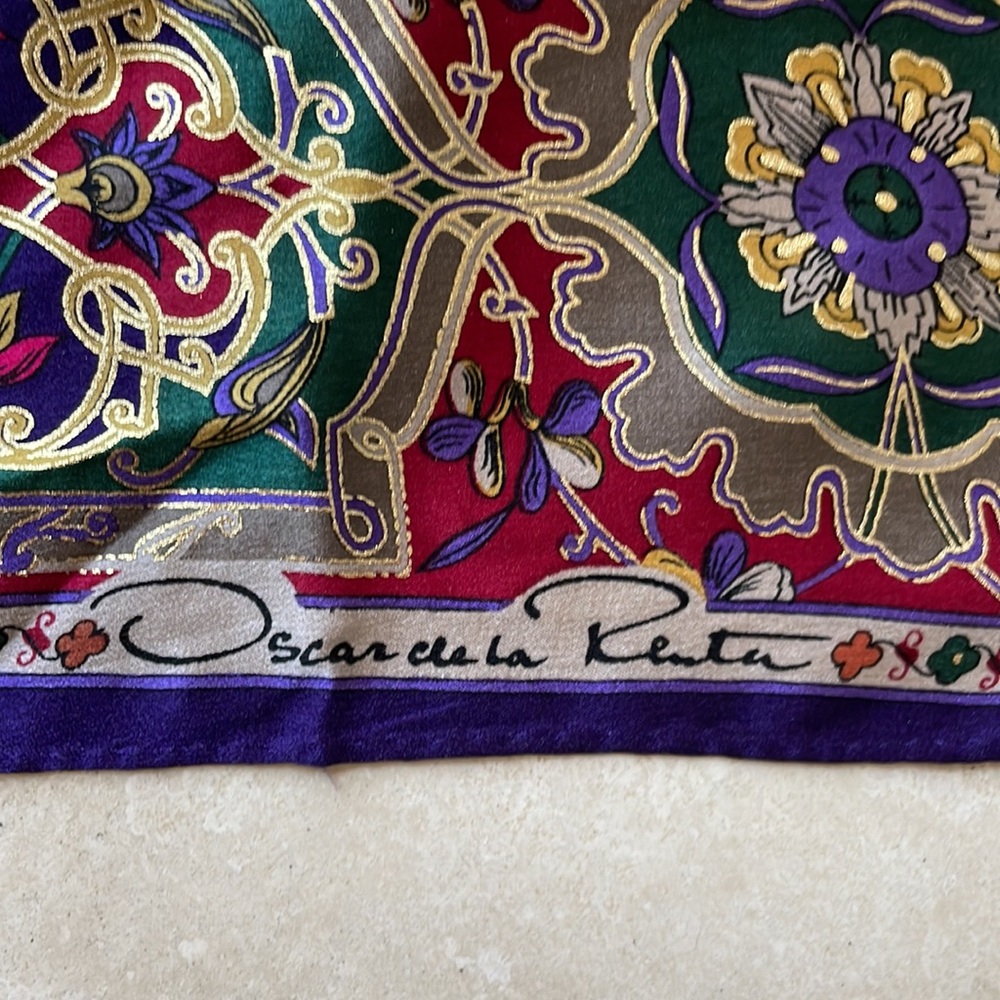 Vintage Oscar de la Renta Scarf - Picture 4 of 5